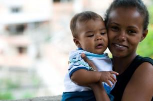 O relatório analisou como as mulheres são afetadas pelas mudanças que estão ocorrendo nas famílias. Foto: UNFPA/Solange Souza